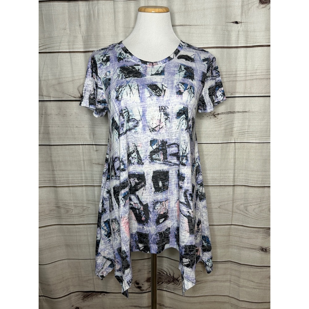 Chelsea & Theodore Tunic Women Medium Purple Abstract Sharkbite Hem Short Sleeve